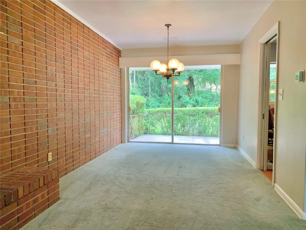 2238 NW 16TH AVENUE Gainesville, FL 32605