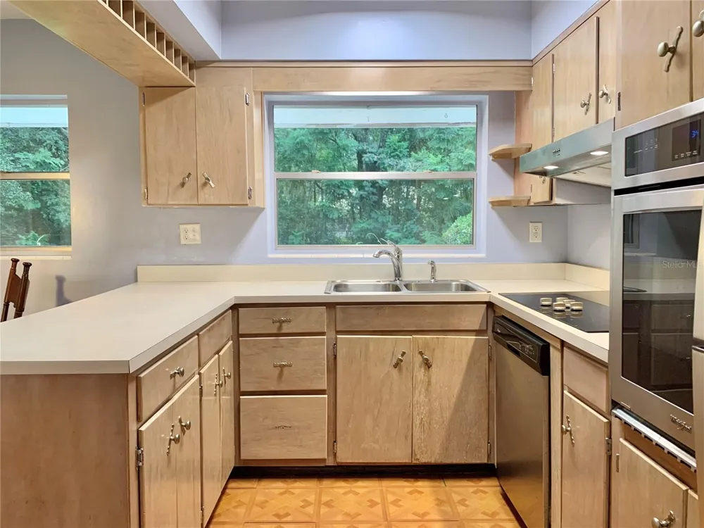 2238 NW 16TH AVENUE Gainesville, FL 32605