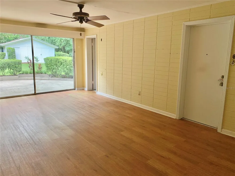 2238 NW 16TH AVENUE Gainesville, FL 32605