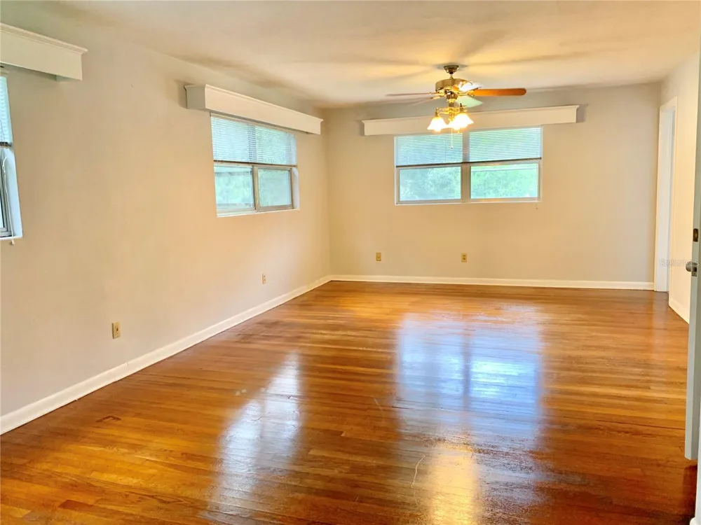 2238 NW 16TH AVENUE Gainesville, FL 32605