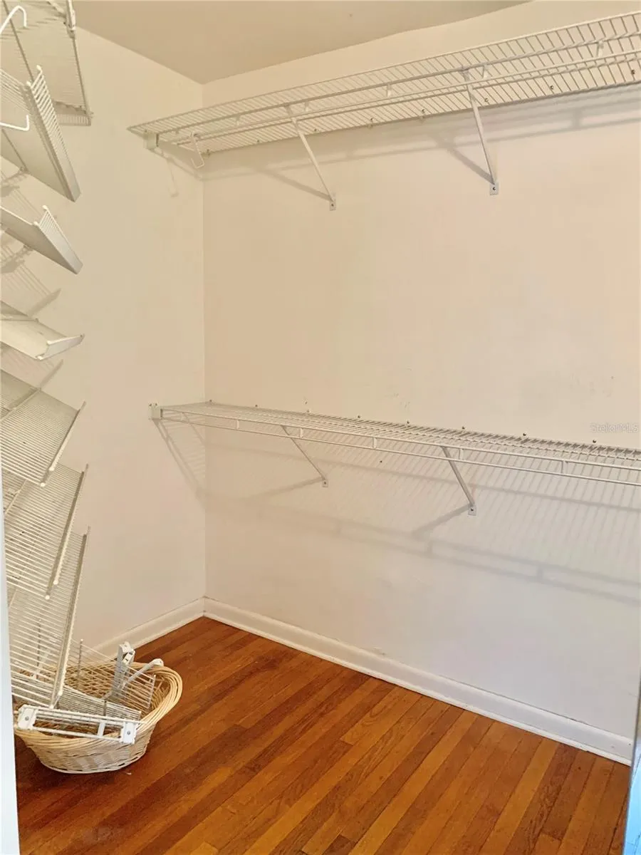 2238 NW 16TH AVENUE Gainesville, FL 32605