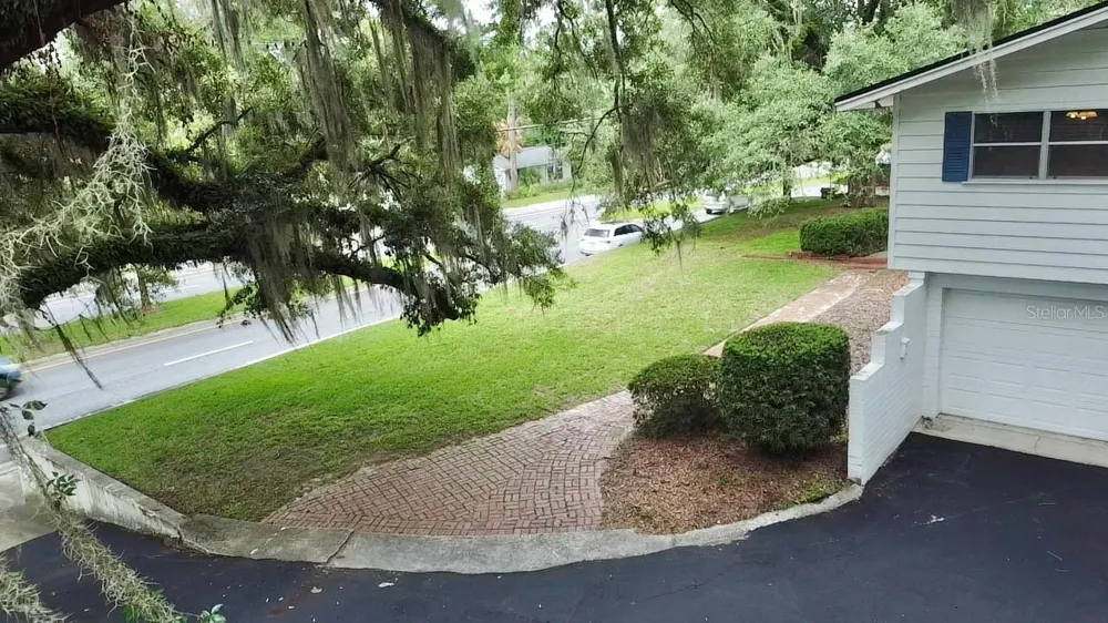 2238 NW 16TH AVENUE Gainesville, FL 32605