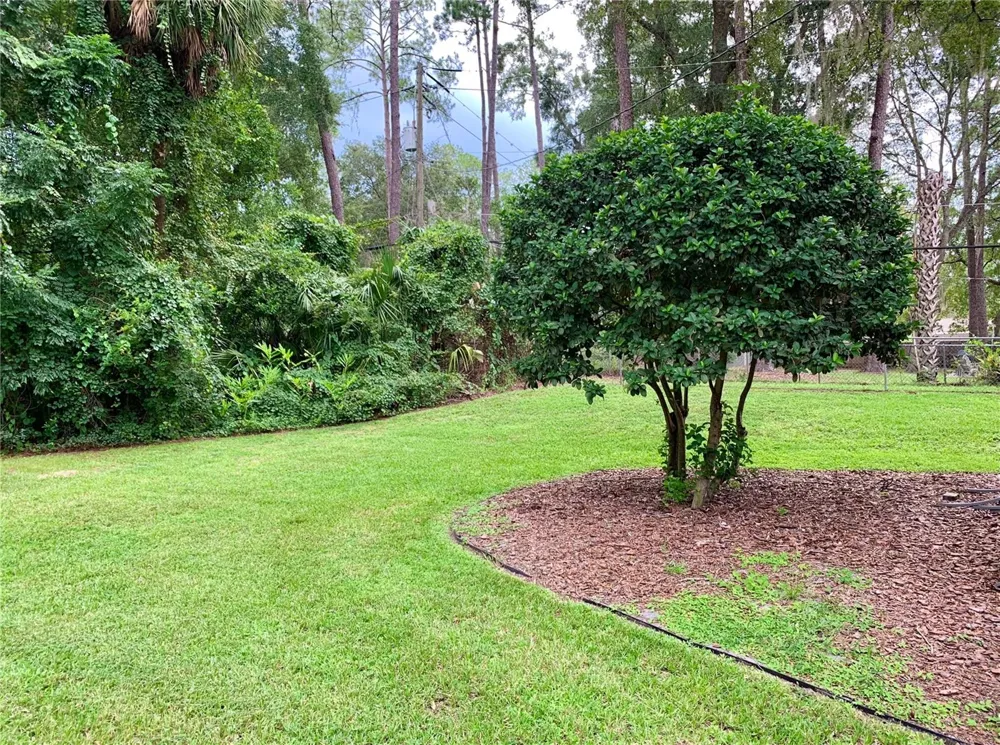2238 NW 16TH AVENUE Gainesville, FL 32605