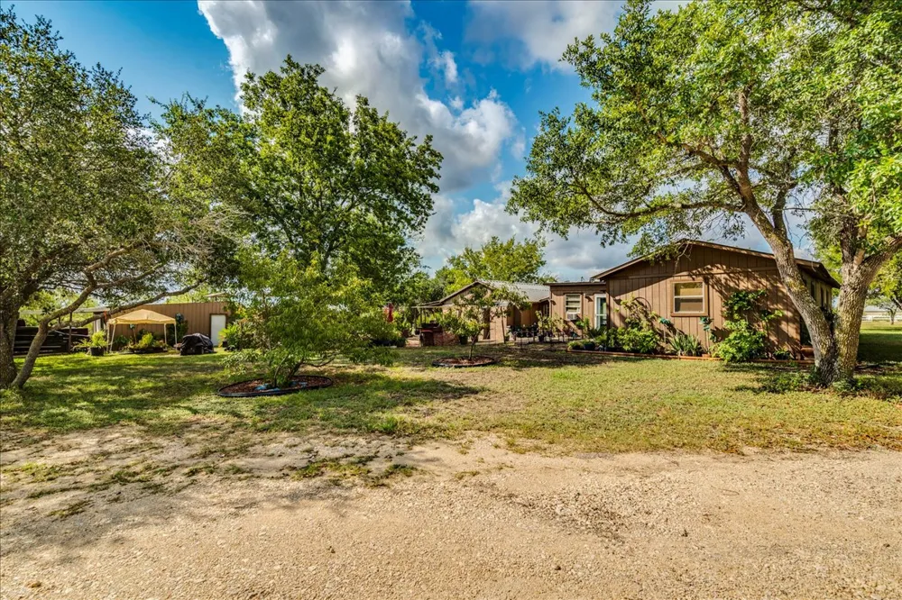 2411 Rohde Road Kyle, TX 78640