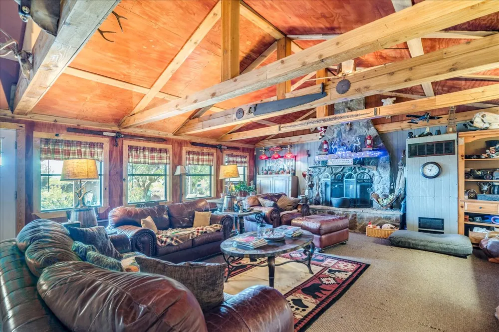 2411 Rohde Road Kyle, TX 78640