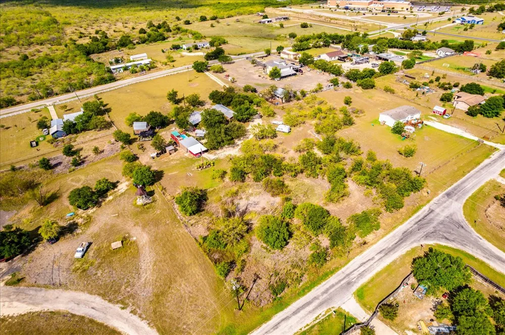 2411 Rohde Road Kyle, TX 78640