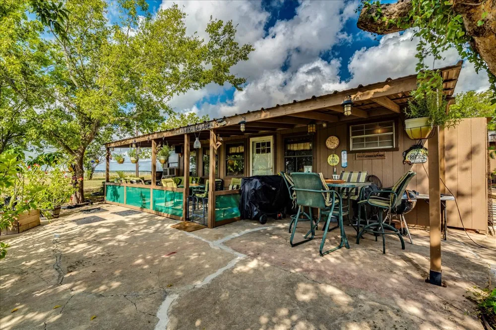 2411 Rohde Road Kyle, TX 78640