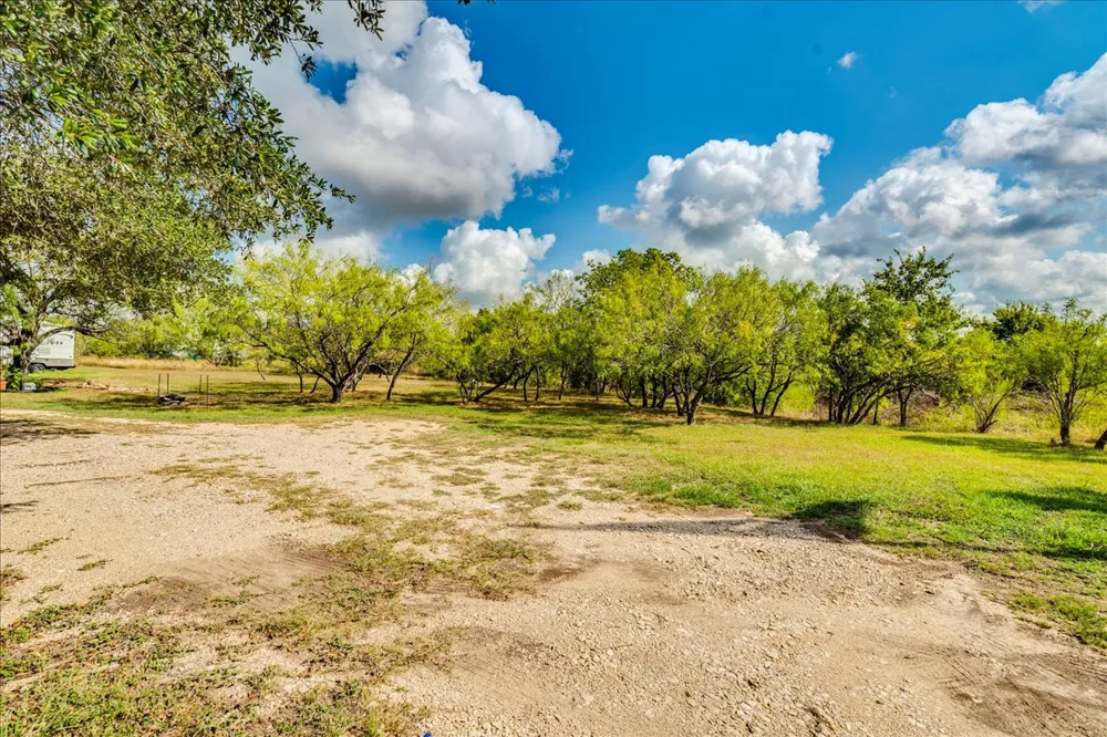 2411 Rohde Road Kyle, TX 78640
