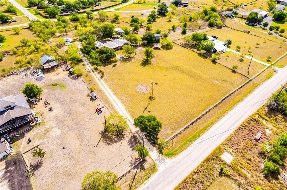 2411 Rohde Road Kyle, TX 78640