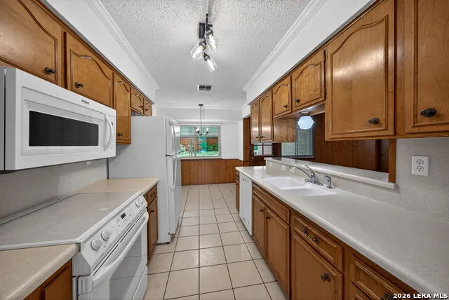 6331 CORNPLANTER ST Leon Valley, TX 78238