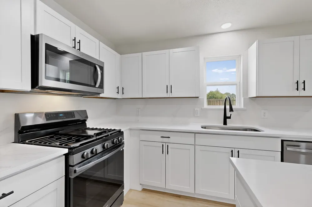 208 Ponderosa Lane Burleson, TX 76028