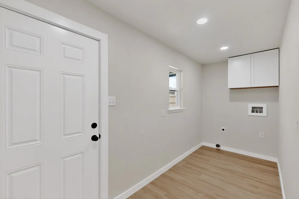 208 Ponderosa Lane Burleson, TX 76028