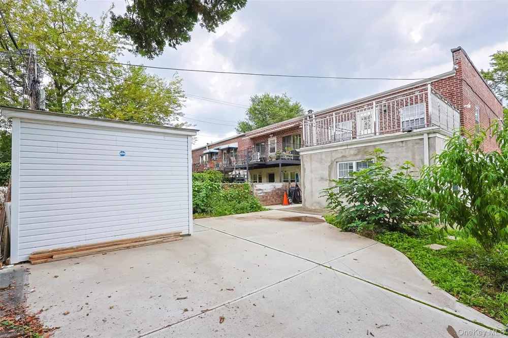 9001 70th Drive Forest Hills, NY 11375