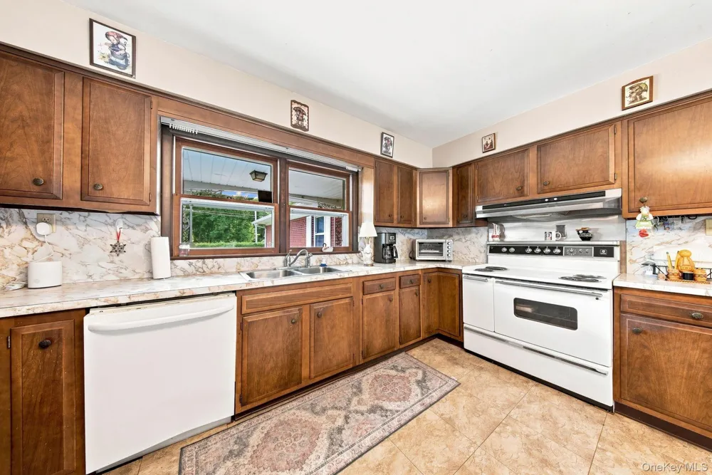 492 White Road Glen Spey, NY 12737