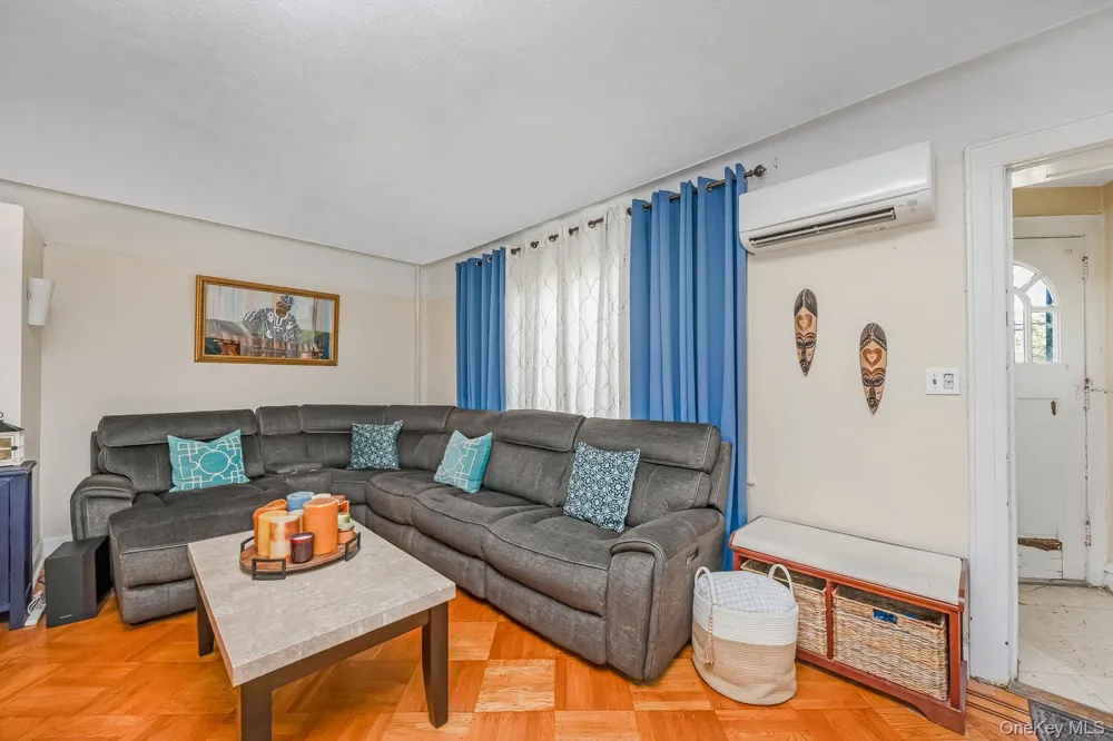 200-06 115th Avenue Saint Albans, NY 11412