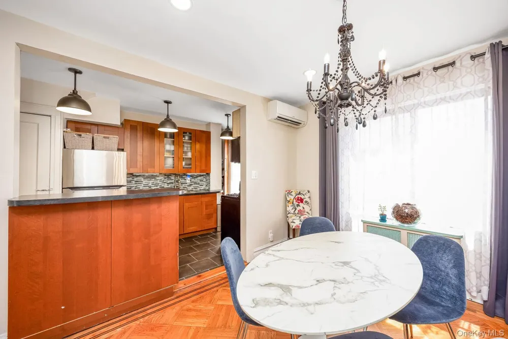 200-06 115th Avenue Saint Albans, NY 11412