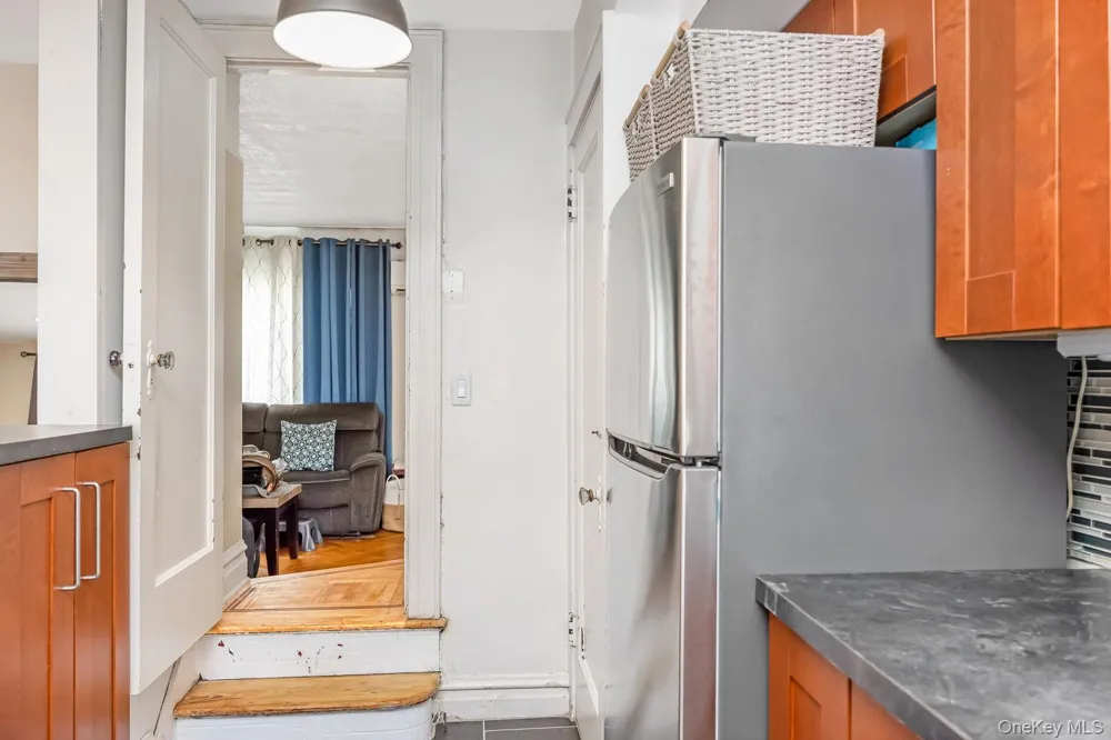 200-06 115th Avenue Saint Albans, NY 11412