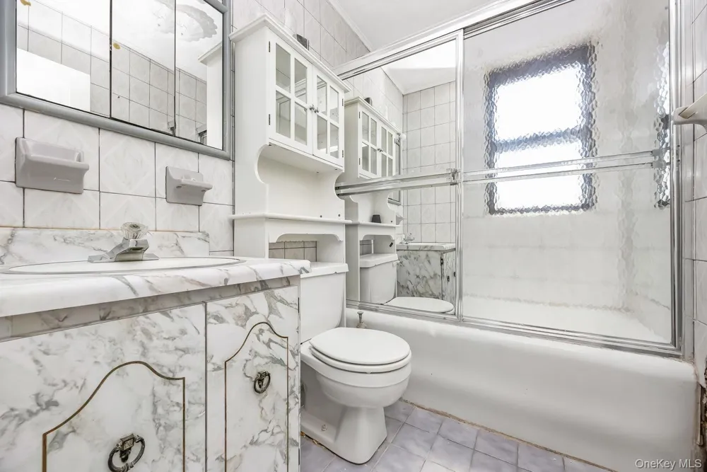 200-06 115th Avenue Saint Albans, NY 11412