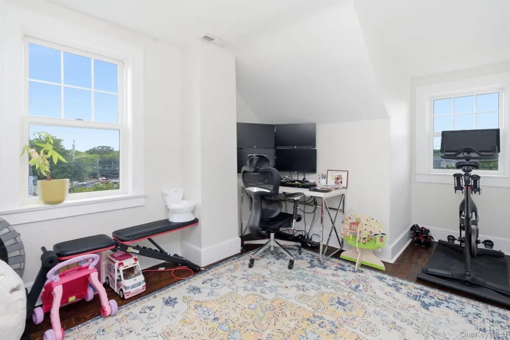 229 S Ridge Street Rye Brook, NY 10573