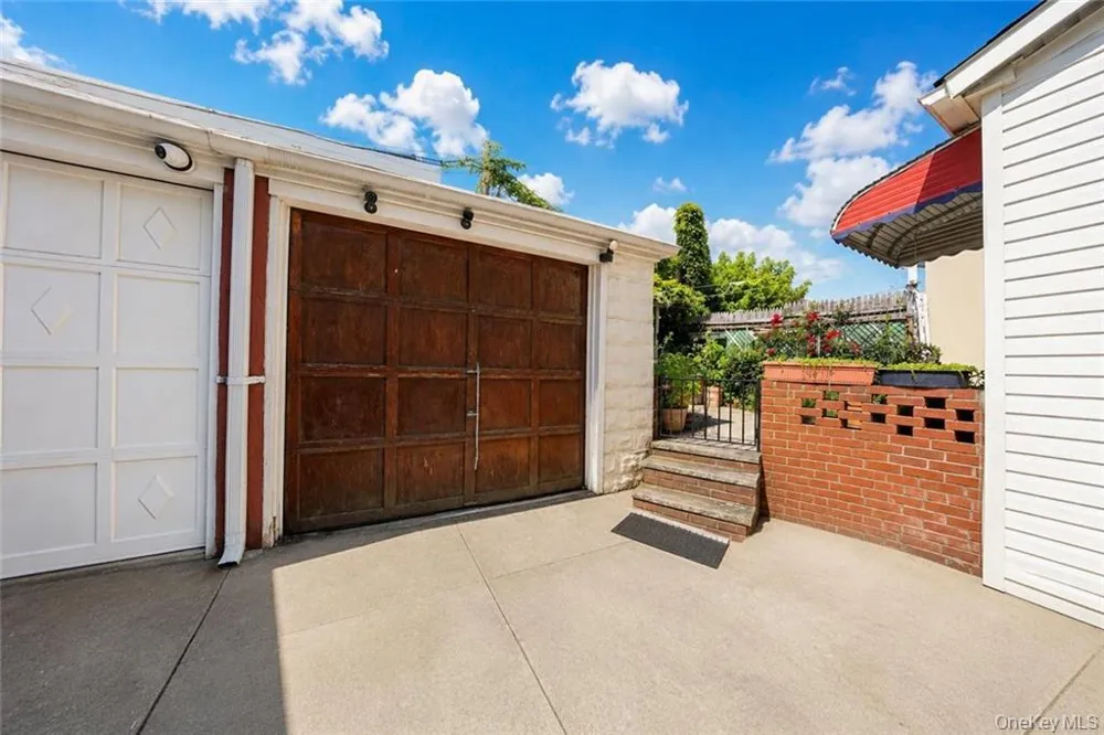 1024 68th Street Brooklyn, NY 11219