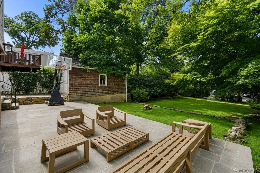 64 Greenridge Avenue White Plains, NY 10605