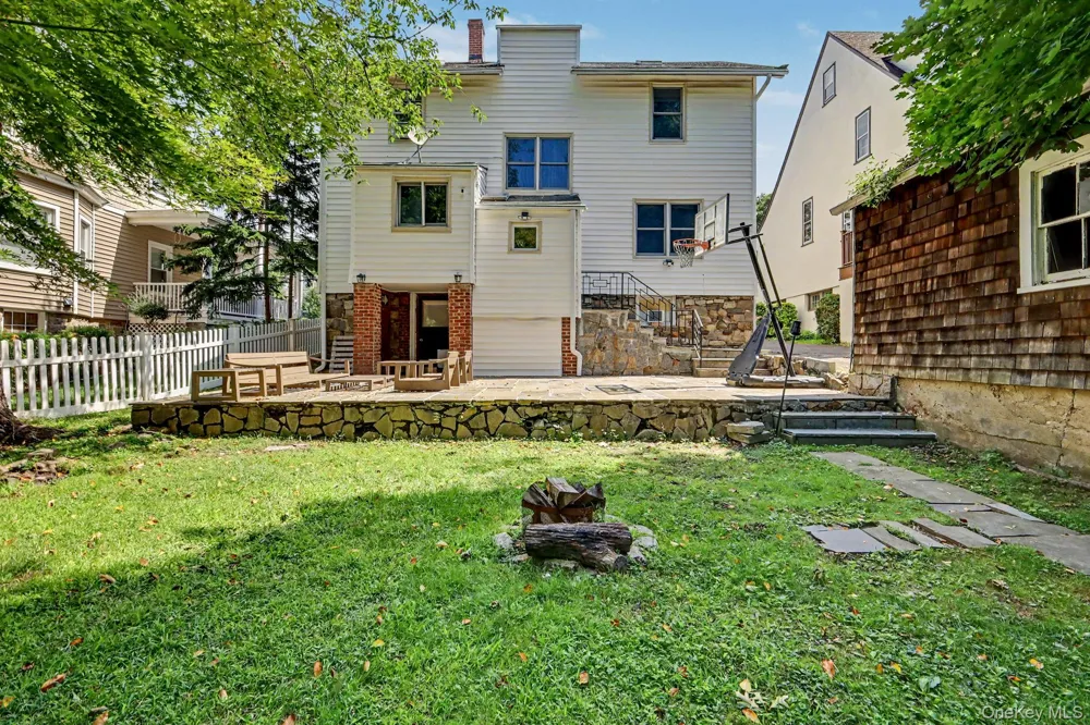 64 Greenridge Avenue White Plains, NY 10605