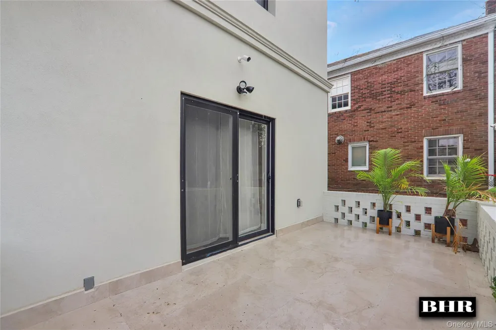 190 Kensington Street Brooklyn, NY 11235