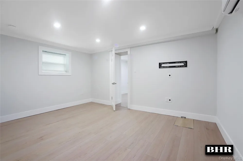 190 Kensington Street Brooklyn, NY 11235