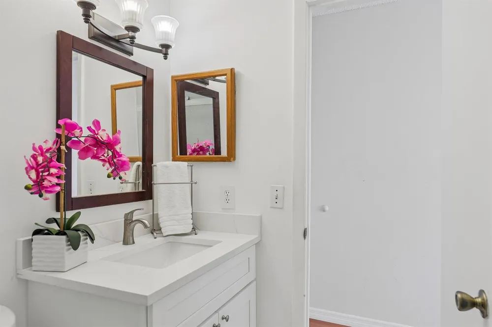 167 RIVIERA CIRCLE Weston, FL 33326