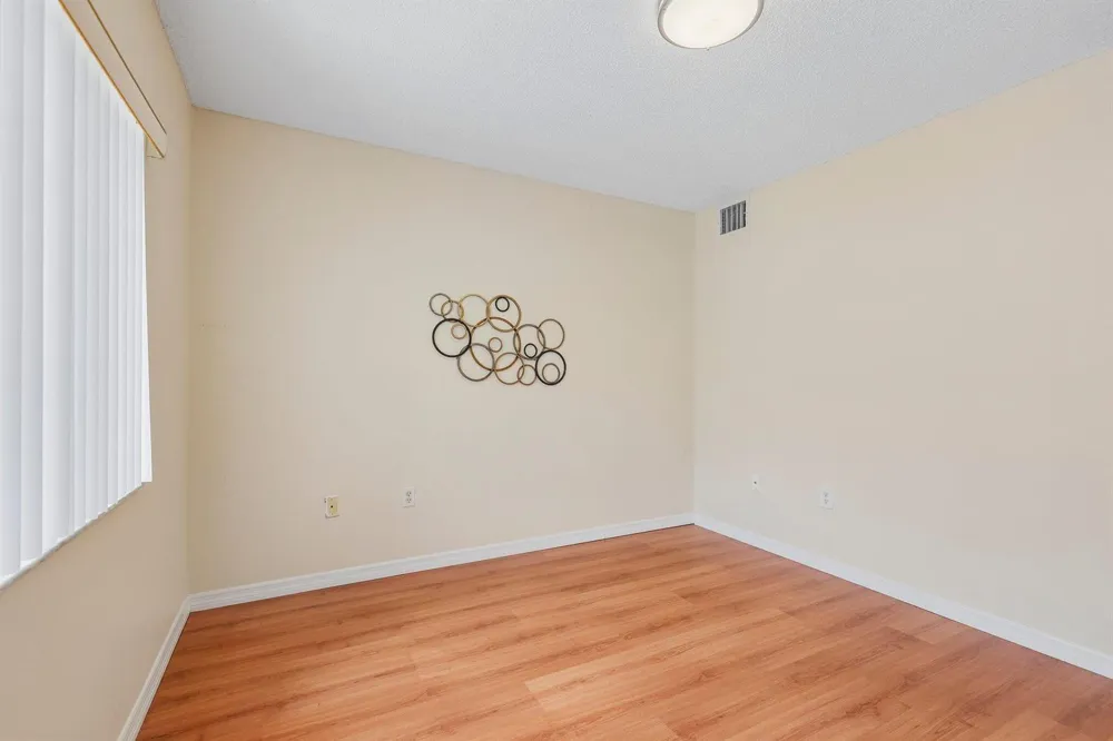 167 RIVIERA CIRCLE Weston, FL 33326