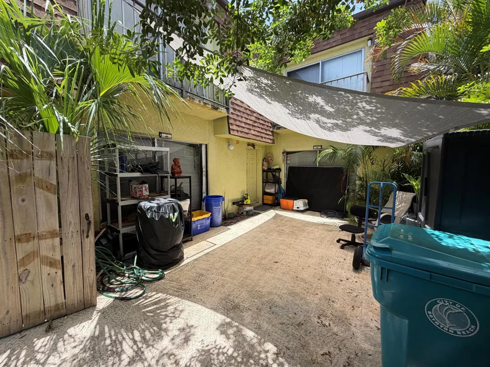 2623 SE 5TH CIRCLE Boynton Beach, FL 33435