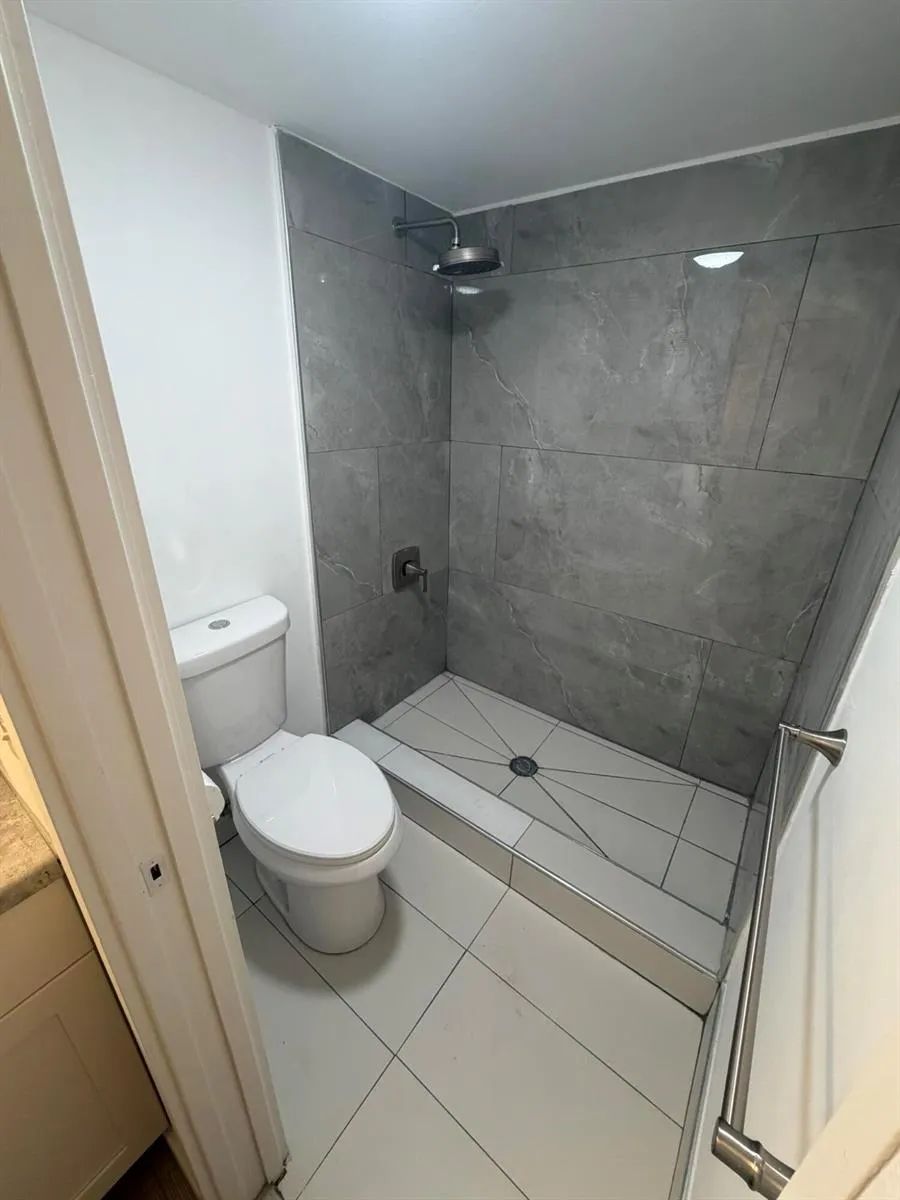 4025 NOB HILL ROAD #409 Sunrise, FL 33351