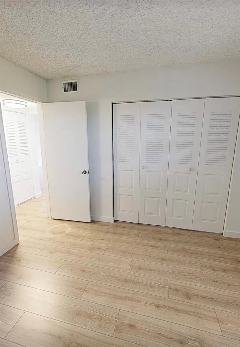4025 NOB HILL ROAD #409 Sunrise, FL 33351