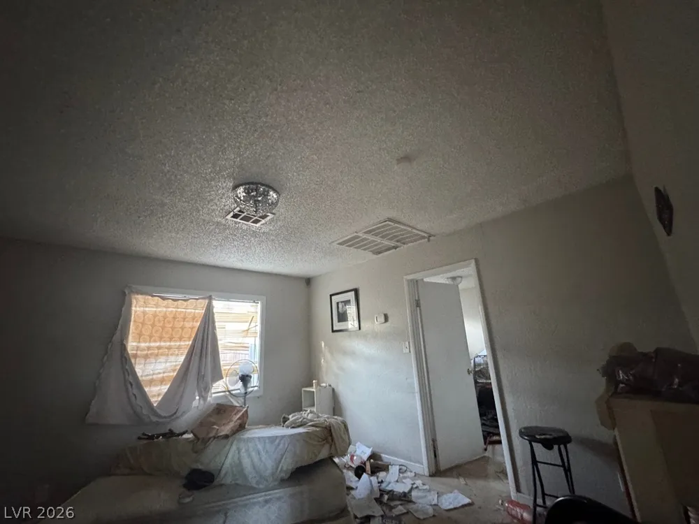 1828 Harvard Street North Las Vegas, NV 89030