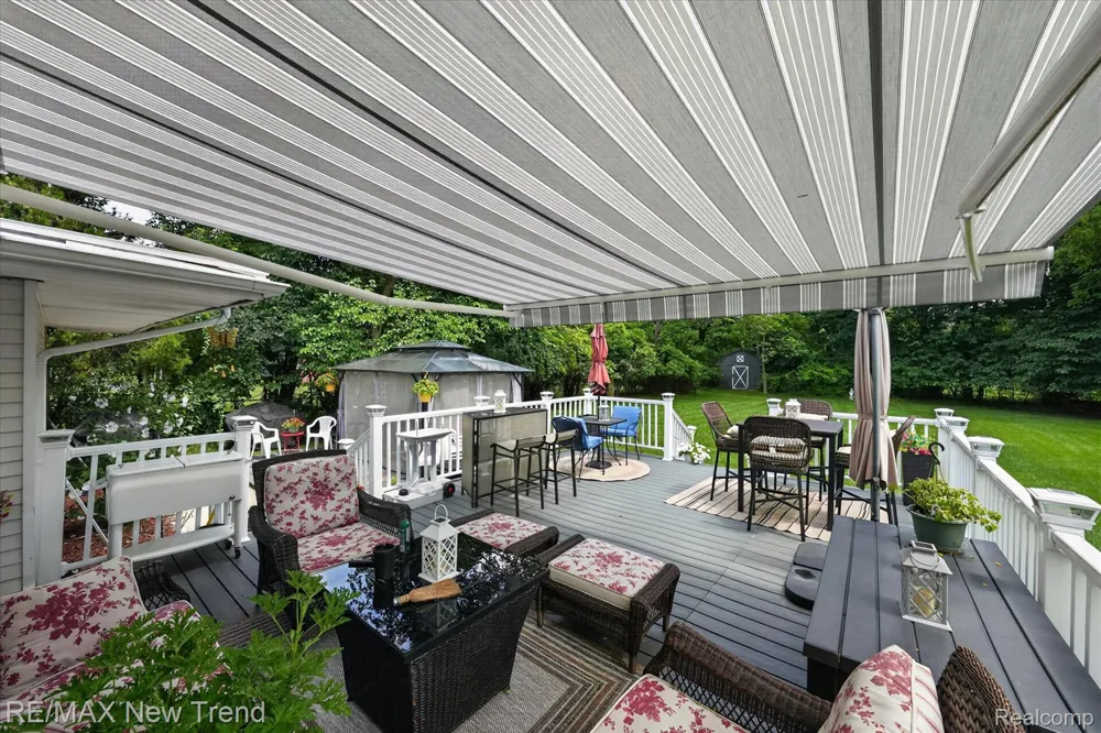 24414 Lois Lane Southfield City, MI 48075