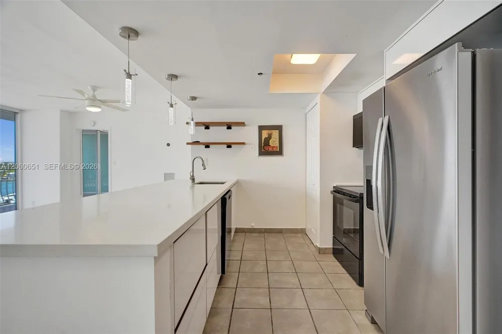 7601 E Treasure Dr #717 North Bay Village, FL 33141