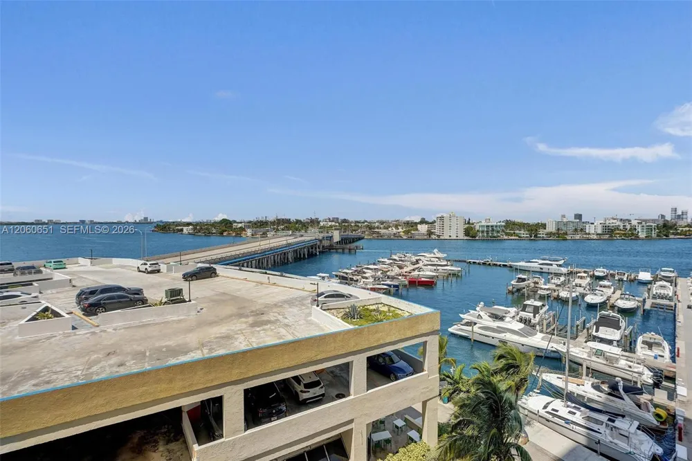 7601 E Treasure Dr #717 North Bay Village, FL 33141