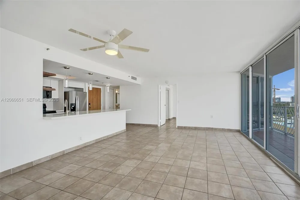 7601 E Treasure Dr #717 North Bay Village, FL 33141