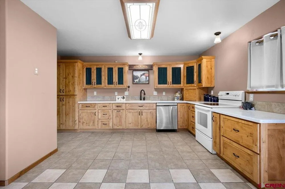 14591 6965 TRAIL Montrose, CO 81401