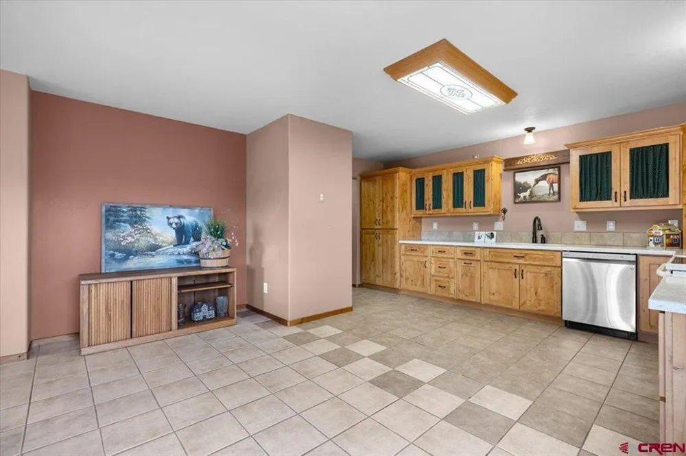 14591 6965 TRAIL Montrose, CO 81401