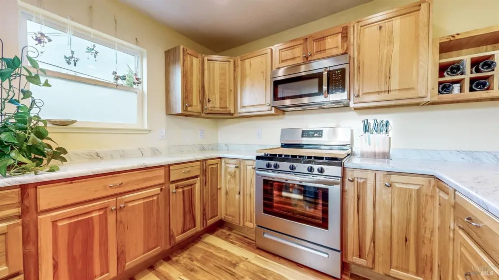 9011 Donald Street Graton, CA 95444
