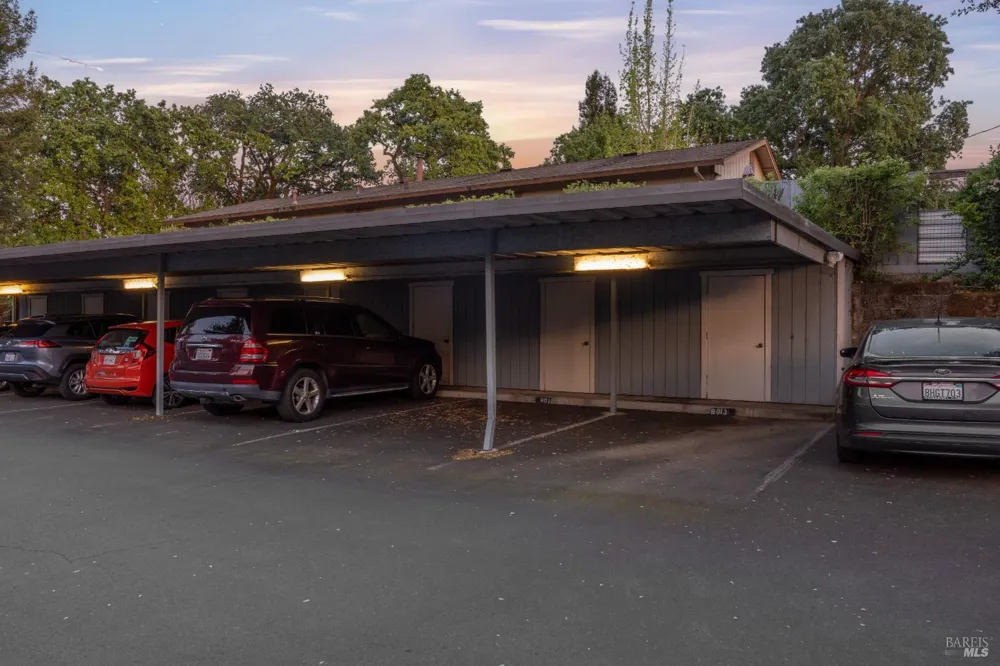 9011 Donald Street Graton, CA 95444