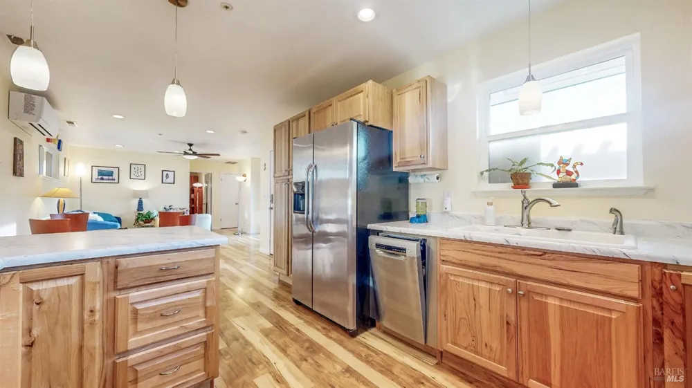 9011 Donald Street Graton, CA 95444