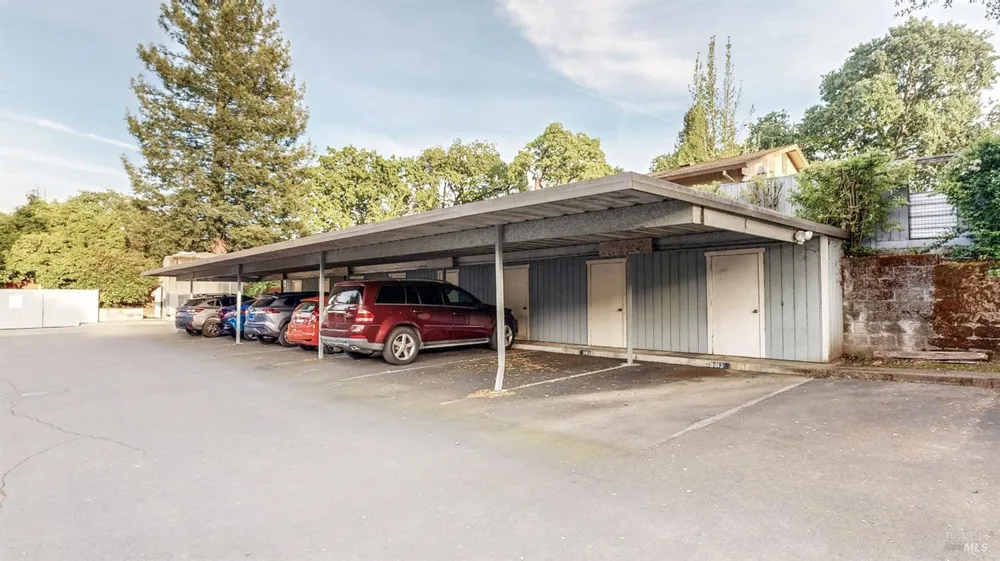 9011 Donald Street Graton, CA 95444