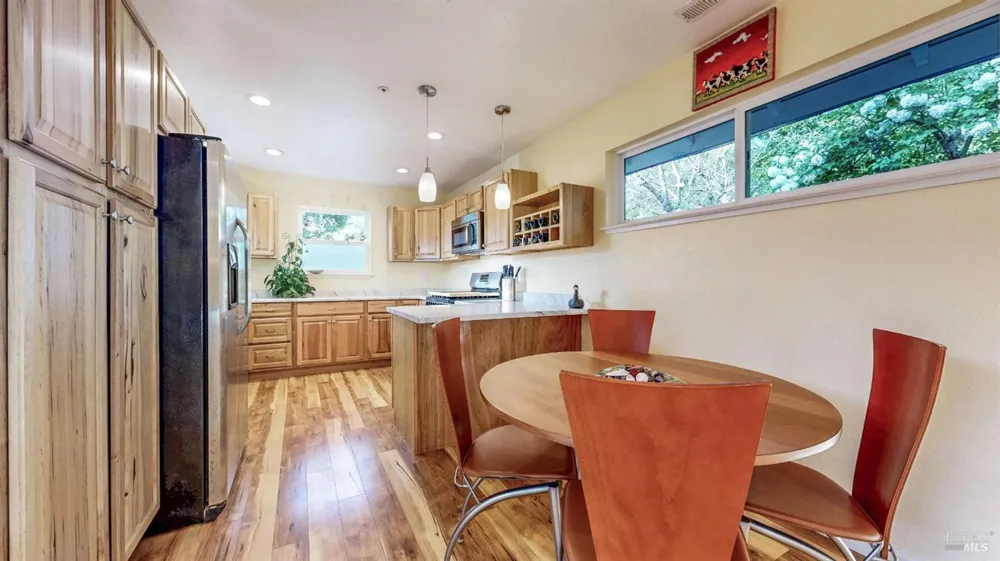 9011 Donald Street Graton, CA 95444