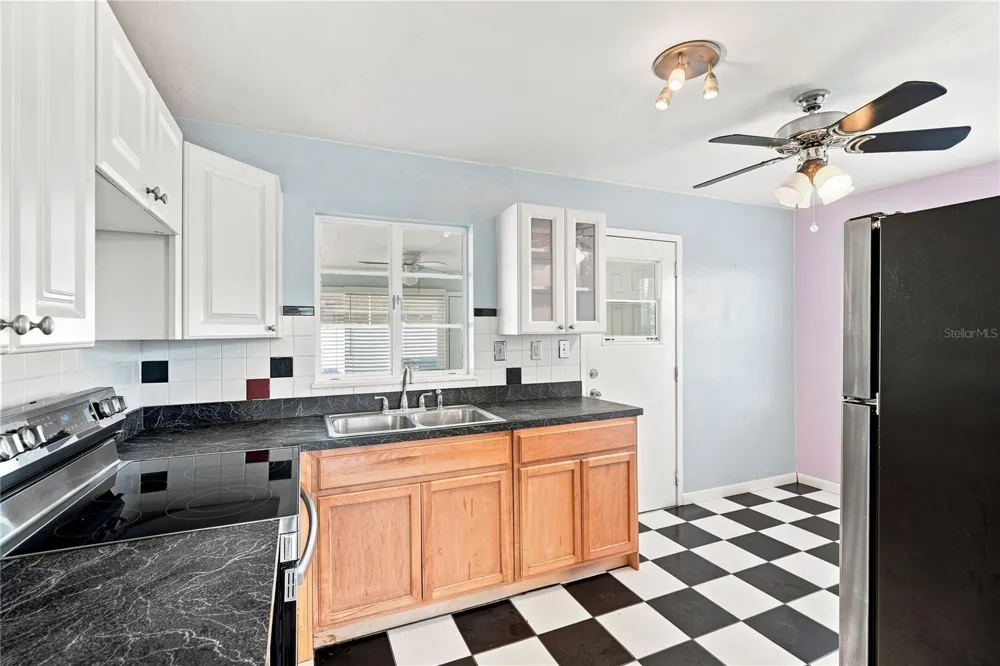 600 79TH AVENUE St Pete Beach, FL 33706