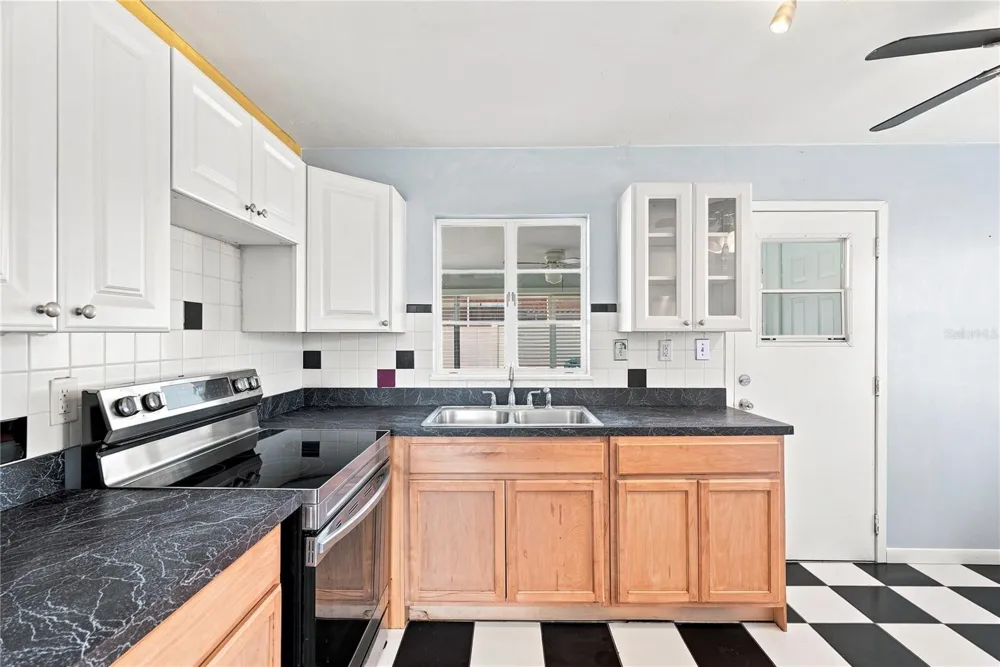 600 79TH AVENUE St Pete Beach, FL 33706