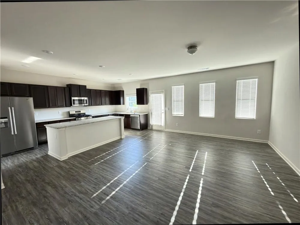 24 Berry Drive Dawsonville, GA 30534