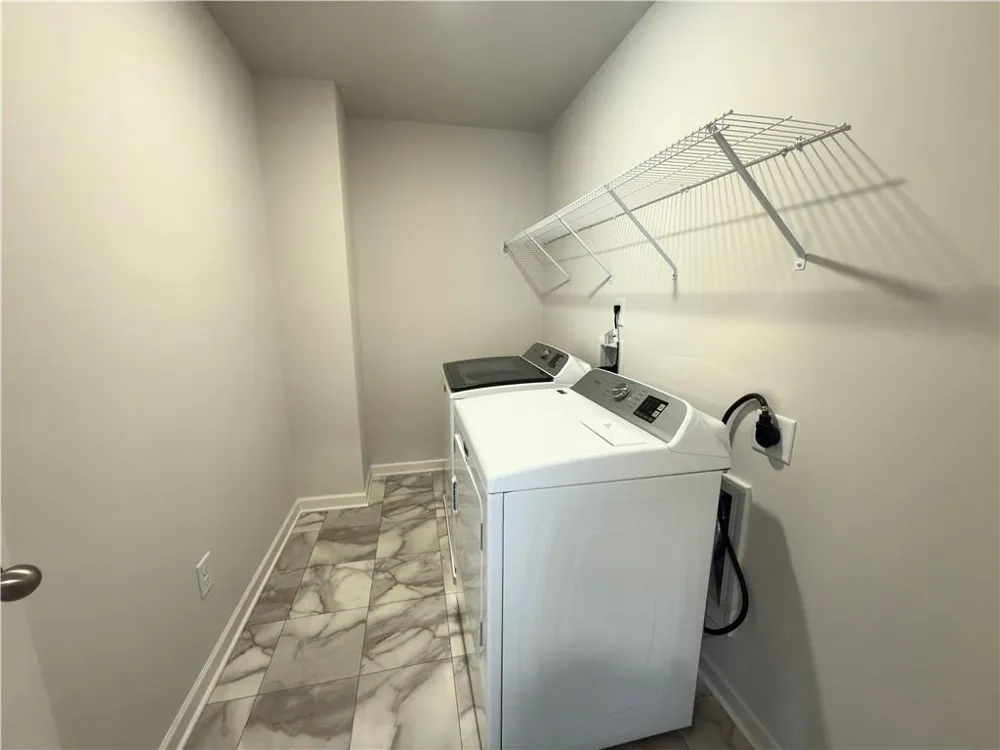 24 Berry Drive Dawsonville, GA 30534