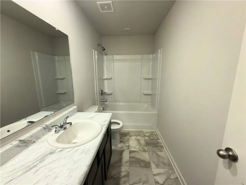 24 Berry Drive Dawsonville, GA 30534